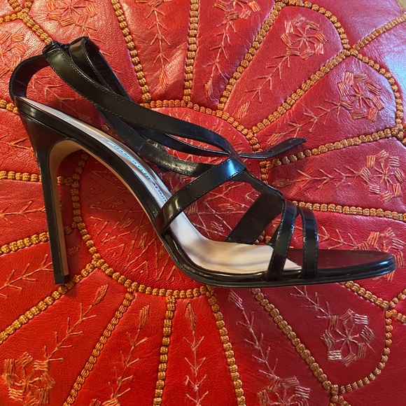 Manolo Blahnik patent leather black high heels, size 40, like new - Picture 14 of 14